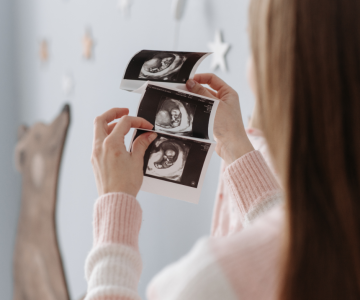 Surrogacy Professionals are Unregulated and Unlicensed